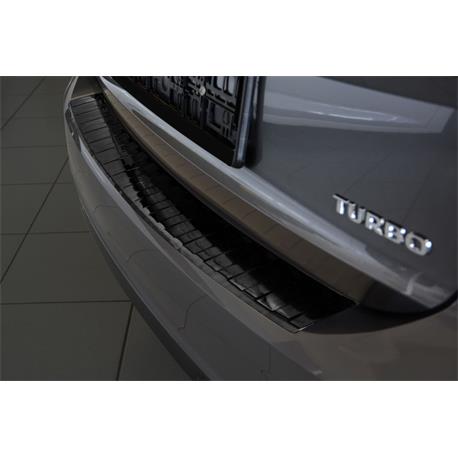 Für Opel Insignia passende Kofferraumwannen, Fußmatten