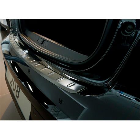 Für Peugeot 208 passende Kofferraumwannen, Fußmatten, Autozubehör