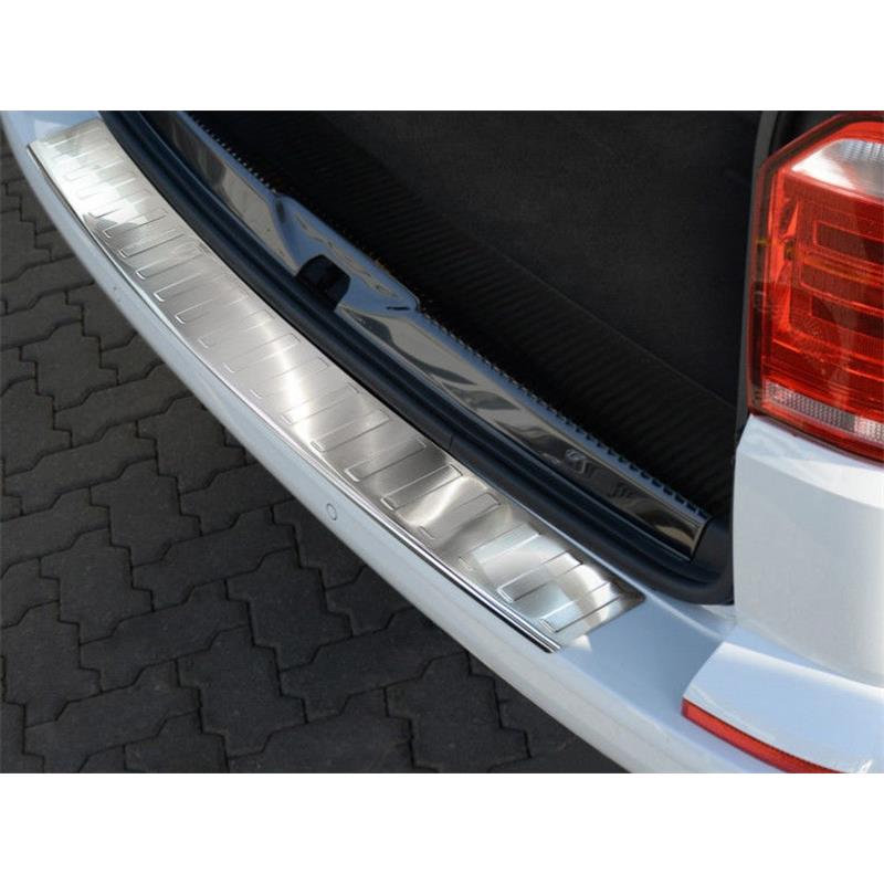 Ladekantenschutz Edelstahl passend für VW T6 ab 2015 mit Heckklappe ( Caravelle/Transporter/Multivan) | AZUGA